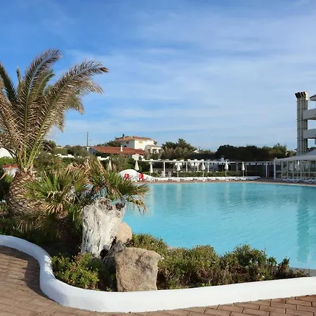 La Village Club 4*