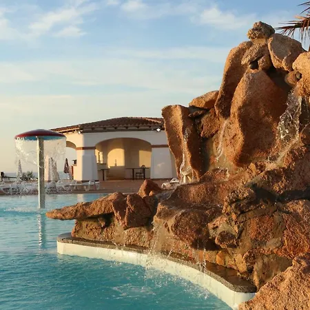 La Village Club فندق 4*